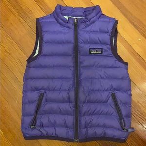 Girls 2T Patagonia vest.